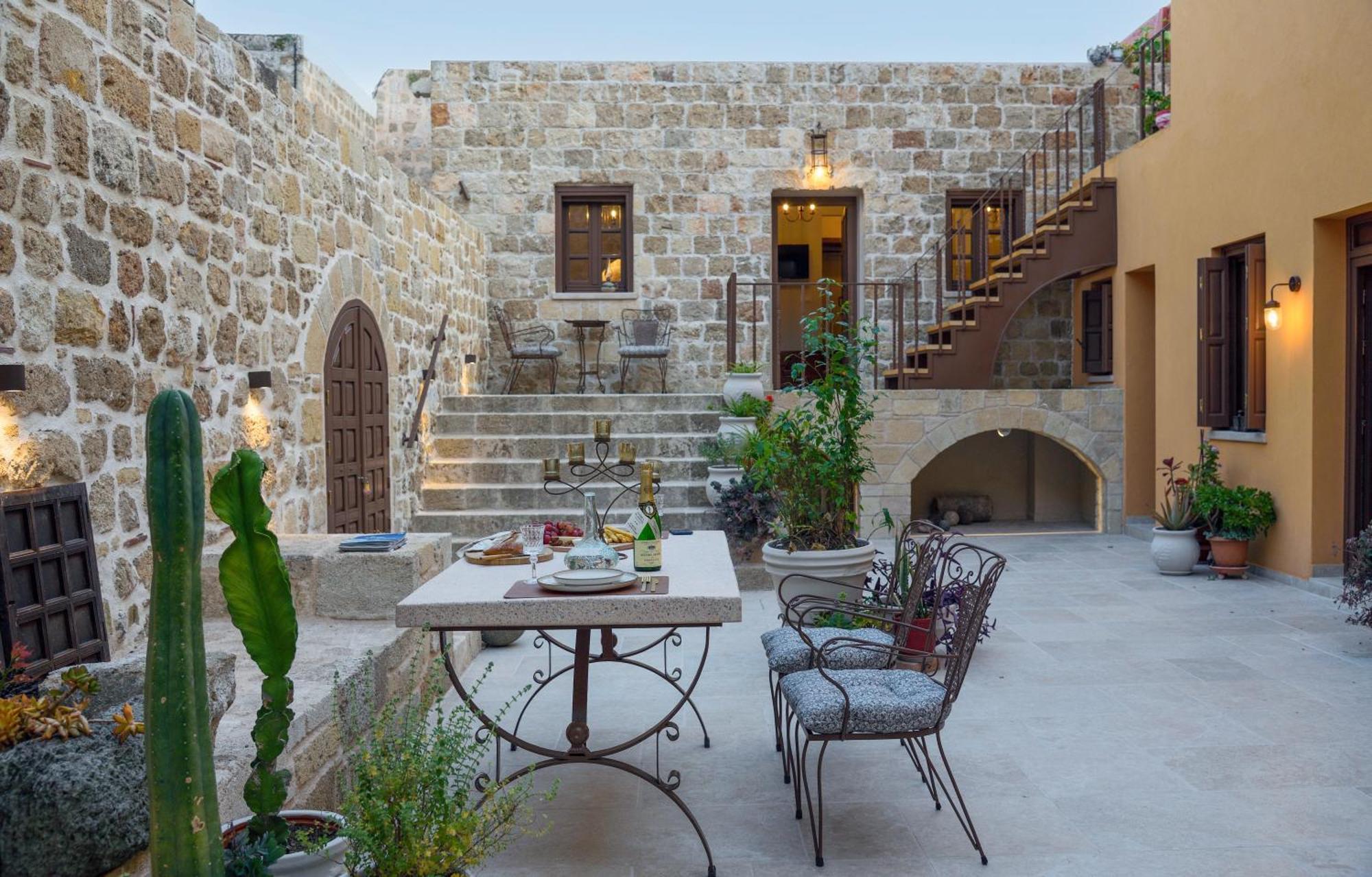 Spanish Knights Inn Rhodes City Eksteriør billede