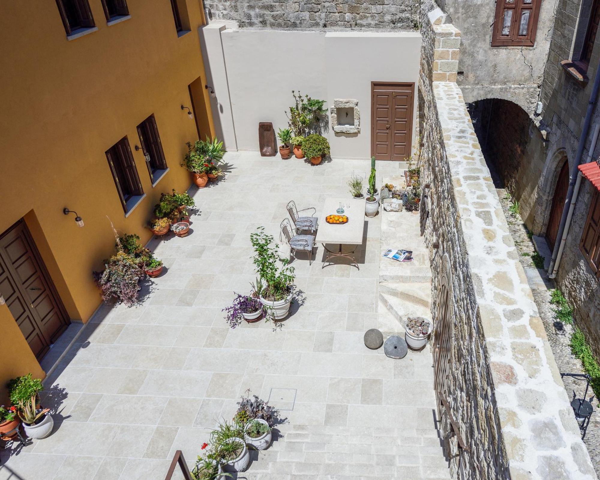 Spanish Knights Inn Rhodes City Eksteriør billede
